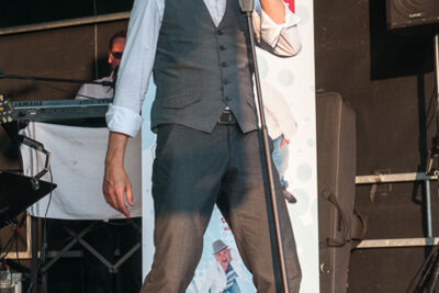 Wim Leys @ Vlaanderen Zingt Averbode, picture 1, photographed by James Van Roosbroeck - FrontView Magazine