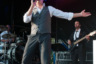 Wim Leys @ Vlaanderen Zingt Averbode, picture 7, photographed by James Van Roosbroeck - FrontView Magazine