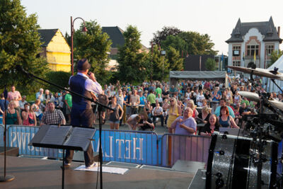 Wim Leys @ Vlaanderen Zingt Averbode, picture 47, photographed by James Van Roosbroeck - FrontView Magazine