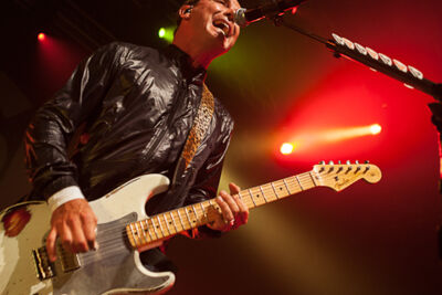 Bush @ Effenaar, picture 5, photographed by Dorien Goetschalckx - FrontView Magazine