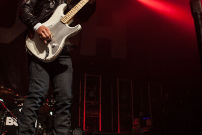 Bush @ Effenaar, picture 10, photographed by Dorien Goetschalckx - FrontView Magazine