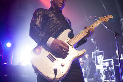 Bush @ Effenaar, picture 14, photographed by Dorien Goetschalckx - FrontView Magazine