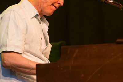 Steve Winwood @ OLT Rivierenhof, picture 44, photographed by Edwin Houdevelt - FrontView Magazine