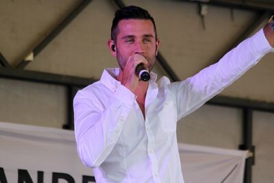 Maarten Cox @ Vlaanderen Zingt in Bilzen, picture 15, photographed by Heidi Elen - FrontView Magazine