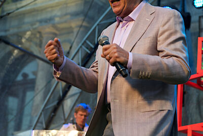 Vlaanderen Muziekland Opnames 11 juli @ Antwerpen, picture 15, photographed by James Van Roosbroeck - FrontView Magazine