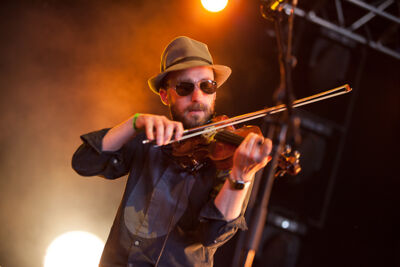 Absynthe Minded @ Rock Zottegem 2013, foto 9, foto's door Dorien Goetschalckx - FrontView Magazine