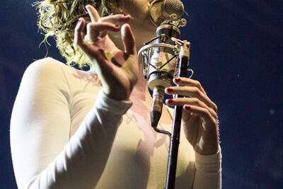 Hooverphonic @ Rock Zottegem 2013, picture 13, photographed by Dorien Goetschalckx - FrontView Magazine