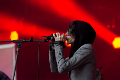 IAMX @ Les Ardentes, foto 12, foto's door Nick De Gregorio - FrontView Magazine