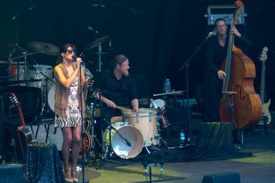 Melody Gardot @ Rivierenhof, foto 14, foto's door steven.stausens - FrontView Magazine