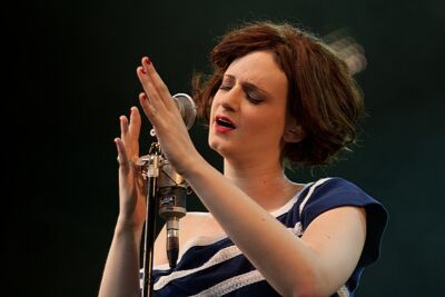 Hooverphonic Les Ardentes 2013, picture 11, photographed by Philippe Janssens - FrontView Magazine