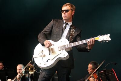 Hooverphonic Les Ardentes 2013, picture 27, photographed by Philippe Janssens - FrontView Magazine