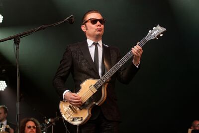 Hooverphonic Les Ardentes 2013, picture 29, photographed by Philippe Janssens - FrontView Magazine