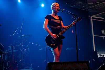 Trixie Whitley Les Ardentes 2013, picture 23, photographed by Philippe Janssens - FrontView Magazine