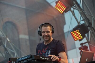Vlaanderen Muziekland - Opwarming DJ Dimitri @ Haacht, picture 19, photographed by James Van Roosbroeck - FrontView Magazine