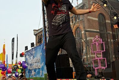 Vlaanderen Muziekland - Opwarming DJ Dimitri @ Haacht, picture 25, photographed by James Van Roosbroeck - FrontView Magazine