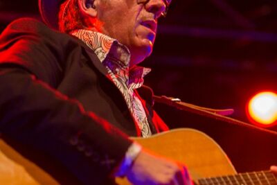 Elvis Costello @ 013 Tilburg, picture 14, photographed by Edwin Houdevelt - FrontView Magazine