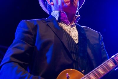 Elvis Costello @ 013 Tilburg, picture 24, photographed by Edwin Houdevelt - FrontView Magazine