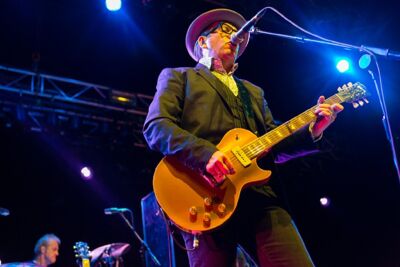 Elvis Costello @ 013 Tilburg, picture 50, photographed by Edwin Houdevelt - FrontView Magazine