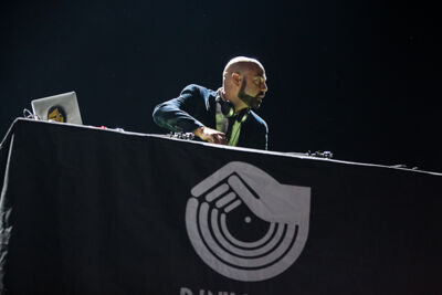 Jurassic 5 @ Dour 2013, picture 2, photographed by Dorien Goetschalckx - FrontView Magazine