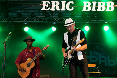 Eric Bibb @ Blues Peer 2013, picture 1, photographed by Jurgen Aerts - FrontView Magazine