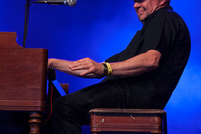 Hideaway @ Blues Peer 2013, picture 13, photographed by Jurgen Aerts - FrontView Magazine