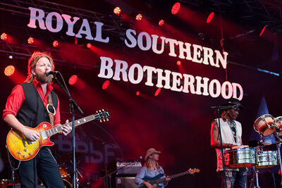 Royal Southern Brotherhood @ Blues Peer 2013, picture 2, photographed by Jurgen Aerts - FrontView Magazine