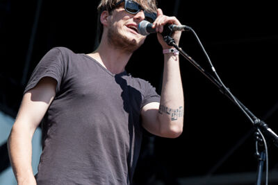Yew @ Dour 2013, picture 9, photographed by Dorien Goetschalckx - FrontView Magazine