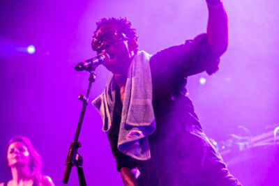 buscemi @ Beleuvenissen 2013, picture 4, photographed by Kurt Jacobs - FrontView Magazine