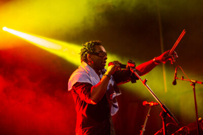 buscemi @ Beleuvenissen 2013, picture 11, photographed by Kurt Jacobs - FrontView Magazine
