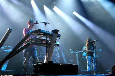 Milk Inc @ Beleuvenissen 2013, picture 6, photographed by FrontView Magazine