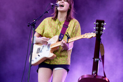 Gabrielle Aplin @ Suikerrock 2013, foto 2, foto's door Koen Rondelez - FrontView Magazine