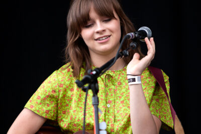 Gabrielle Aplin @ Suikerrock 2013, foto 13, foto's door Koen Rondelez - FrontView Magazine