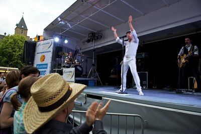 Wim Leys & @ Fundum - Vlaanderen Zingt @ Bornem, picture 29, photographed by James Van Roosbroeck - FrontView Magazine