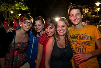 Vlaanderen zingt - Sfeerbeelden @ Bornem, picture 5, photographed by James Van Roosbroeck - FrontView Magazine