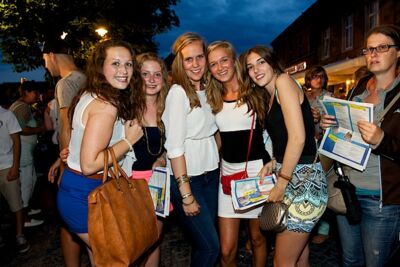 Vlaanderen zingt - Sfeerbeelden @ Bornem, picture 17, photographed by James Van Roosbroeck - FrontView Magazine
