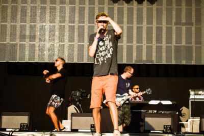 The Opposites @ Lokerse Feesten, picture 7, photographed by Tom Stessens - FrontView Magazine