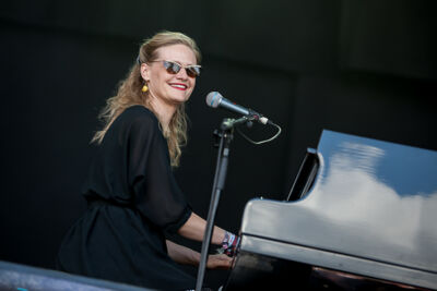 An Pierle @ Ronquières Festival 2013, picture 15, photographed by Dorien Goetschalckx - FrontView Magazine