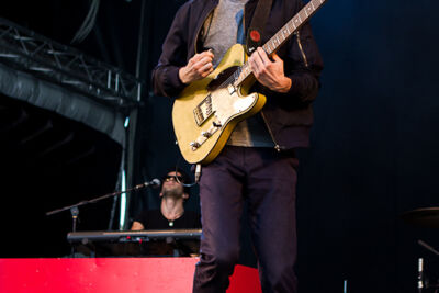 BB Brunes @ Ronquières Festival 2013, picture 15, photographed by Dorien Goetschalckx - FrontView Magazine