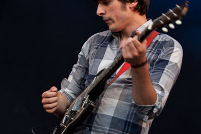 HEY YEAH! @ Ronquières Festival 2013, picture 13, photographed by Dorien Goetschalckx - FrontView Magazine