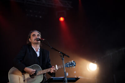 Stephan Eicher @ Ronquières Festival 2013, picture 2, photographed by Dorien Goetschalckx - FrontView Magazine