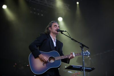 Stephan Eicher @ Ronquières Festival 2013, picture 28, photographed by Dorien Goetschalckx - FrontView Magazine