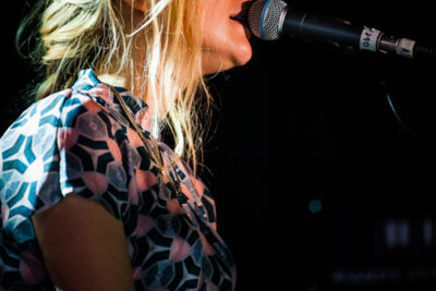 Agnes Obel dranouter 2013, picture 29, photographed by Devid Camerlynck - FrontView Magazine