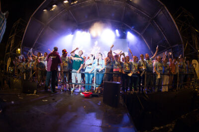 Antwerpen zingt - Editie 2013 @ Gedempte Zuiderdokken, picture 80, photographed by Youri Vanlommel - FrontView Magazine