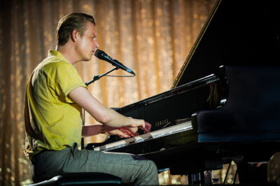 Bent Vanlooy dranouter 2013, picture 2, photographed by Devid Camerlynck - FrontView Magazine