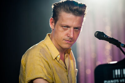 Bent Vanlooy dranouter 2013, picture 19, photographed by Devid Camerlynck - FrontView Magazine