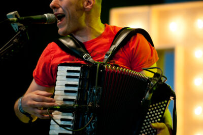 Jaune Toujours Dranouter 2013, picture 4, photographed by Devid Camerlynck - FrontView Magazine