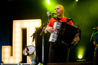 Jaune Toujours Dranouter 2013, picture 29, photographed by Devid Camerlynck - FrontView Magazine