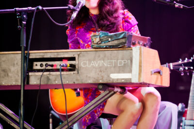 Kitty, Daisy & Lewis Dranouter 2013, picture 11, photographed by Devid Camerlynck - FrontView Magazine