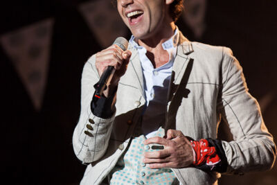 Mika @ Ronquières Festival 2013, foto 21, foto's door Dorien Goetschalckx - FrontView Magazine