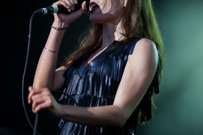 Olivia Ruiz @ Ronquières Festival 2013, picture 2, photographed by Dorien Goetschalckx - FrontView Magazine